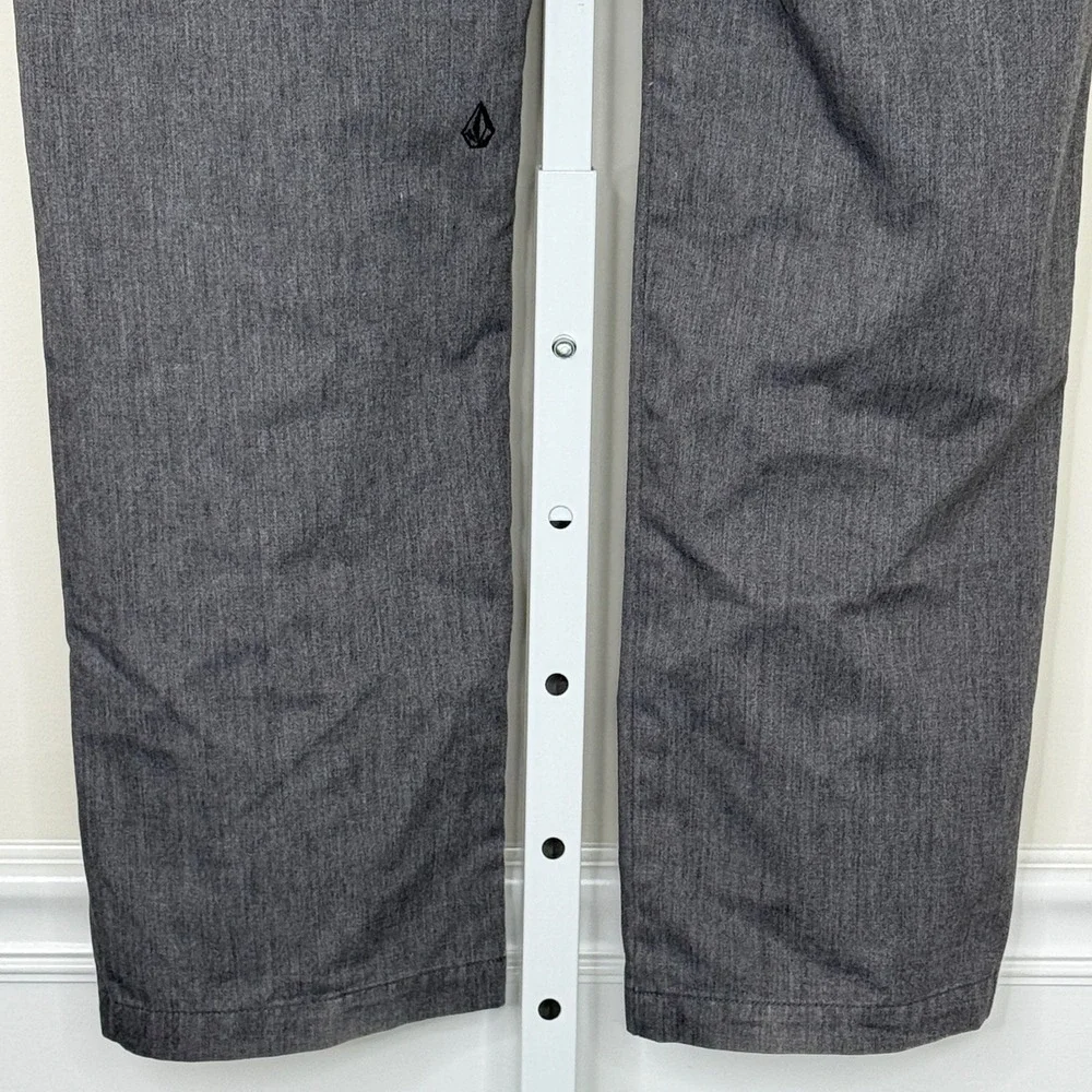 Volcom Men's‎ Gray Straight Leg Casual Pants Size 32 Cotton Blend Flat Front